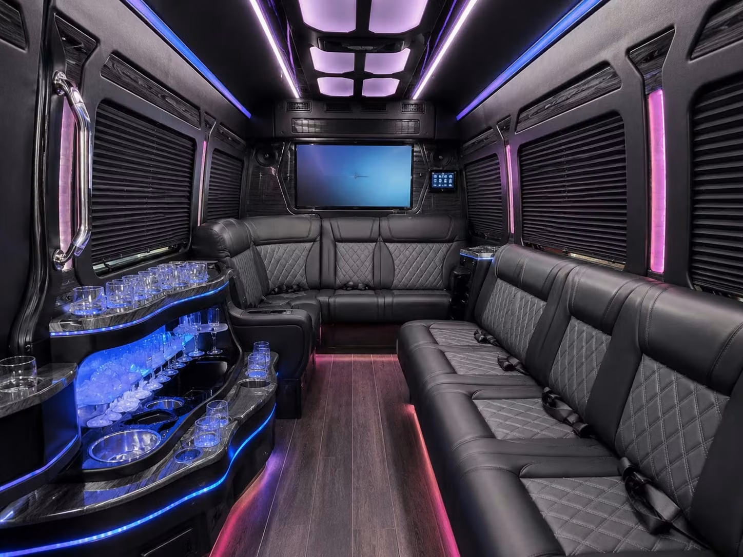 charterbusrentalthorntonco com helps you book wedding transportation to denver area venues near thornton