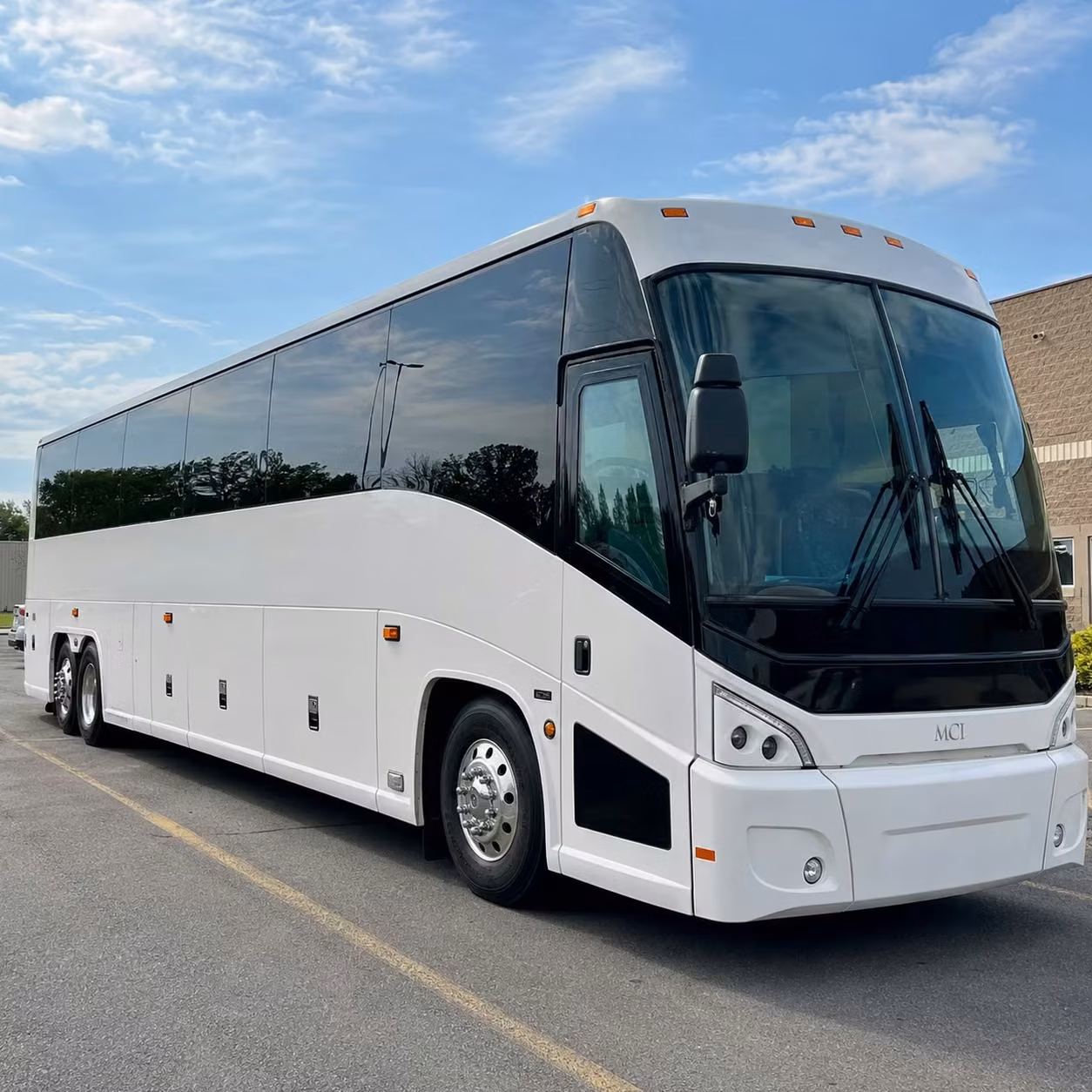 concert bus rentals to ball arena and red rocks from thornton