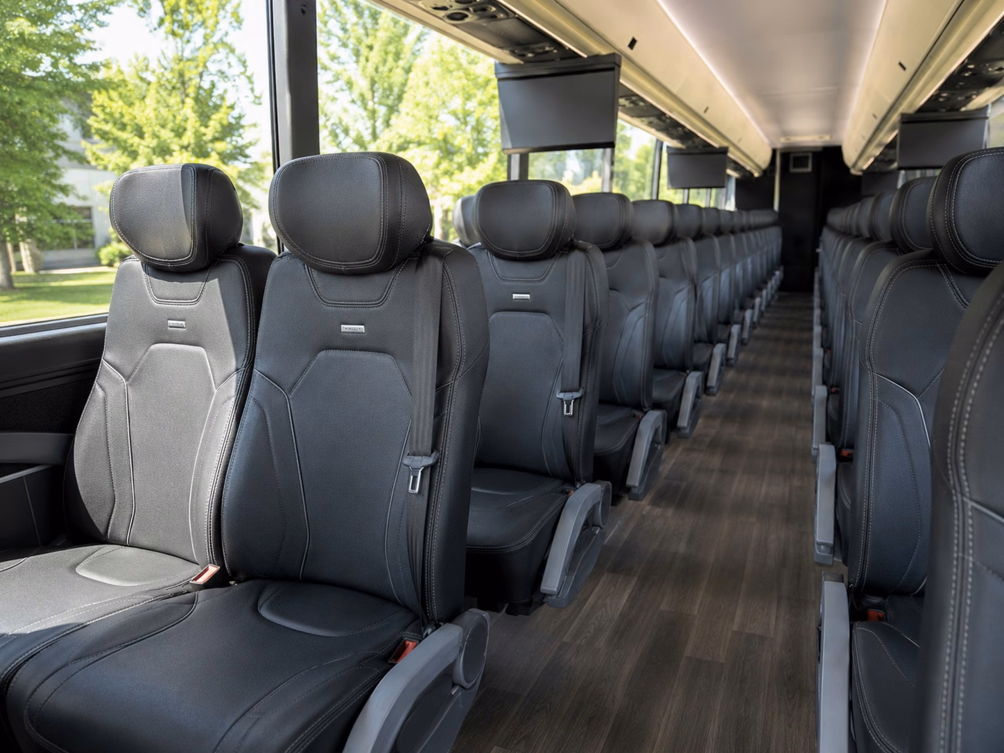 instant online bus rental quotes in thornton